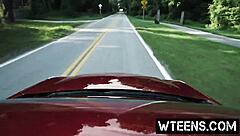 Lekkere blonde 18+ beleeft enge joyride pret