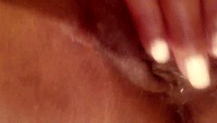 Ebony babe squirts in morning solo