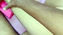 Sıcak gay adam sevgilisi tarafından sertçe sikiliyor