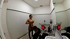 garota cosplay de jade mortal kombat faz sexo no banheiro durante halloween com mr matusalem