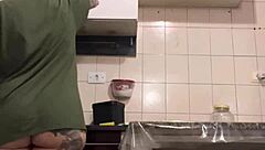 I hid and recorded my huge-assed blonde maid cleaning the kitchen, shocked by her giant cock.