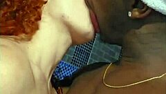 vazou na net! ruiva cavala mamando jogador com força!