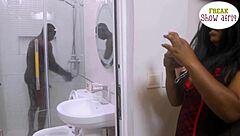 Horny madam gets big cock gateman to fuck and squirt 😈