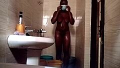 Shower time with sweet Kuzy