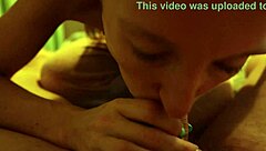 rasa nikmat kuat semasa dia beri hisap dan sperma tutup muka saya di atas katil