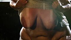 Mistress Delicious strips naked, teasing her huge tits and big ass 😍