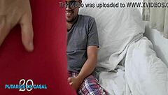 Vivi Guedez Oficial Chama O Entregador De Ra��o Para Fazer A Entrega Da Ra��o Veja Filme Completo X Video Red