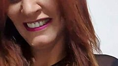 この熟女ラティーナのセクシーダンスに興奮すんの？