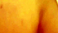 素人自宅でデカ白チンポに跨がって全長感じる騎乗位