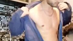 Plomero DESTAPA My Pipes with Wild Handjob Action