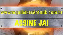 La sexy Debora Fantine te da un footjob ardiente con su morbo brasileño 😘