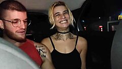 casal fode sem pudor dentro do uber à vista de todos