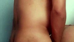 昨晚派对上和陌生人干了，没戴套背叛了我老公！