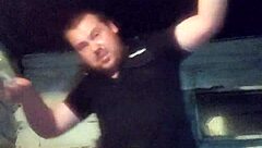 Scopata violenta nel culo stretto di un poliziotto con una bottiglia di vodka