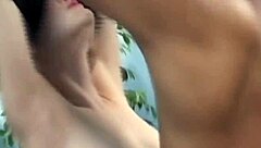 若い美女が激しいフェラと大胆セックスで情熱的にイカされる