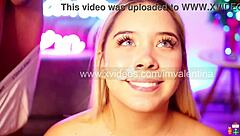 Yo, Valentina snagged the final facial of the year on webcam! 😍