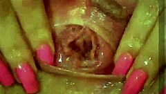 so close up on that pussy fingering and masturbation 😍