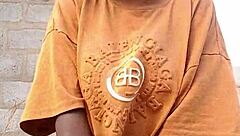 crazy chick, wow! showing ass dance moves to family, they're so proud!