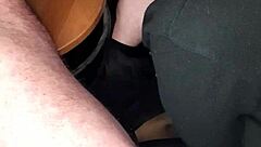 mi succhia il cazzo di nascosto ingoia tutto e io godo come una bestia !!