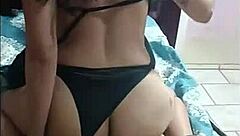 淫乱女が神フェラでチンポ濡らしてマンコ挿れ