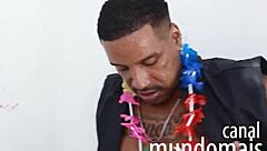 Putaria no Banheiro Entre Tr�s Caras Negros