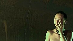 Gay V dun hooks up during a flirty behind-the-scenes shoot