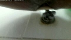 Pajeandome con Mi Consolador en la Ducha para Sexo Gay Anal