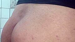 บอกสิ ชอบตูดฉันจริงๆ มั้ย?