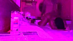 Fudendo gostoso minha namorada com quickie bareback na noite de aniversário