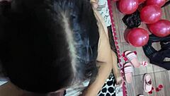 Encontré a Valentina en el Centro Comercial con Su Gran Culo Colombiano Listo para Acción.