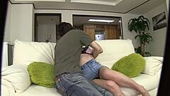 Hey, bu sinirli Japon güzel karısı AV'de çıldırıyor, durmadan boşalıyor! 😍