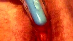 また毛マンコ擦りまくってイキ寸前