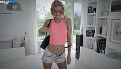 Hey, Sexy Blonde Missy Luv Gets Hardcore Fucked by Erik Everhard