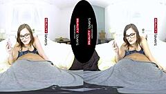 야 18+ 문신 독일 찐살 스타킹 신고 나 타는 거 봐