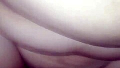 Chị Iuuuu：越南亚洲明星释放原始力量！大胆动作不容犹豫