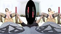 야 18+ 문신 독일 찐살 스타킹 신고 나 타는 거 봐