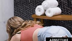 TIMP ADULT - Lasă-mă să-i iau locul, Max o fute pe mama vitregă singură Cory Chase