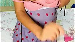 Gila, pengantin telanjang main solo peras susu pake dildo kaca!