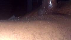 Kenapa lancap batang besar hitam tu dalam kereta bawah cahaya bulan?