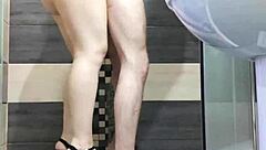 Mistress got slammed by tough hotel manager for poor bathroom service