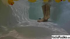 Sexy Nadia Bathes With Rubber Duckies in Solo Play