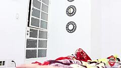 Mi madrastra me regaló mamada increíble con garganta profunda