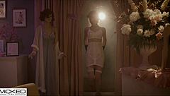 섹시 블론드가 50년대 스타일로 좁은 보지를 세게 박혀요