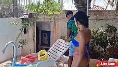 Luana Aguiar neukt om rekening te ontlopen, ik verslind haar strakke kont en kut