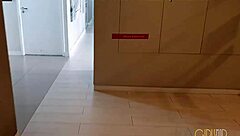 Tourist Finds Match with Larissa