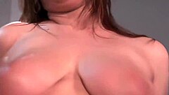 Büyük Göğüslü Esmer Jordan Star, Evde Sert Sikilmeyi İstiyor mu?