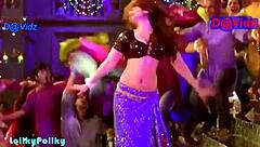 Kareena Showing Off Her Hottest Navel Yet