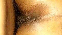 Ey, mira este coño asiático apaleado en perrito al borde