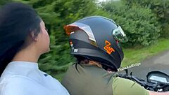 الفتاة الكولومبية الجامعية تخون صديقها البعيد بسهولة في دوجي ستايل هاواتي؟