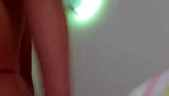 ฉันเย็ดเพื่อนร่วมห้องลาติน่าหลังย้ายเข้ามาได้ไม่กี่วัน